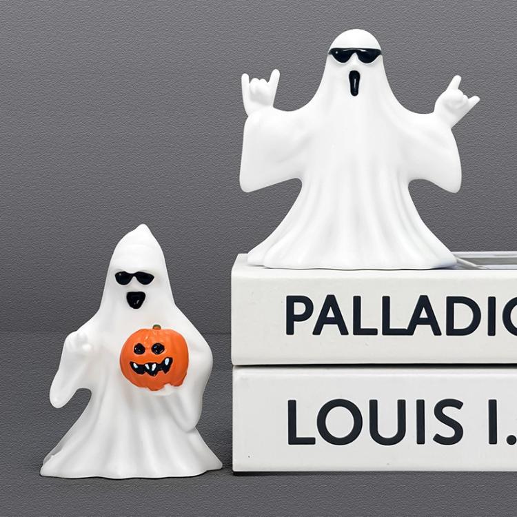 Ghost Desktop Ornament Halloween Decoration Prop, Spec: Little Ghost