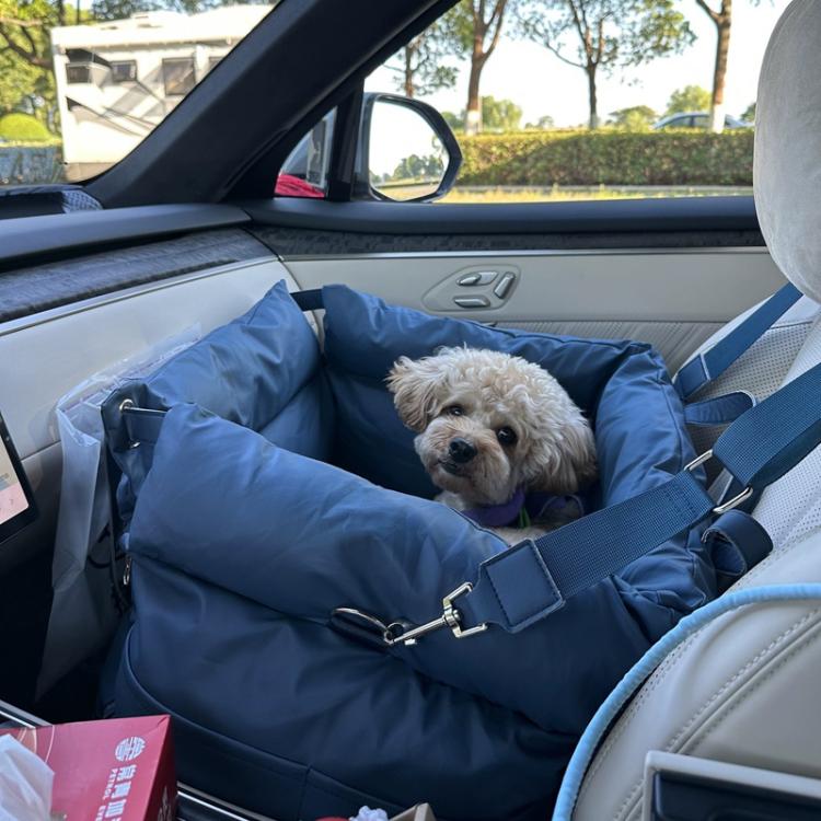 Car Seat Removable Washable PU Waterproof Chew-resistant Pet Bed, Size: 50x45x40cm