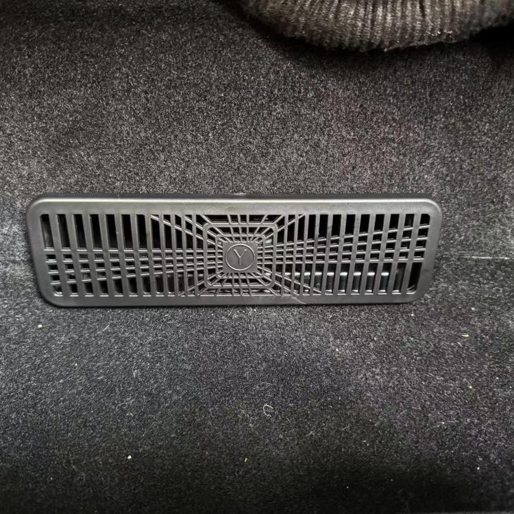 For Tesla Model Y Juniper Under-seat Air Conditioning Vent Protective Cover - Cardboard Box 1pair