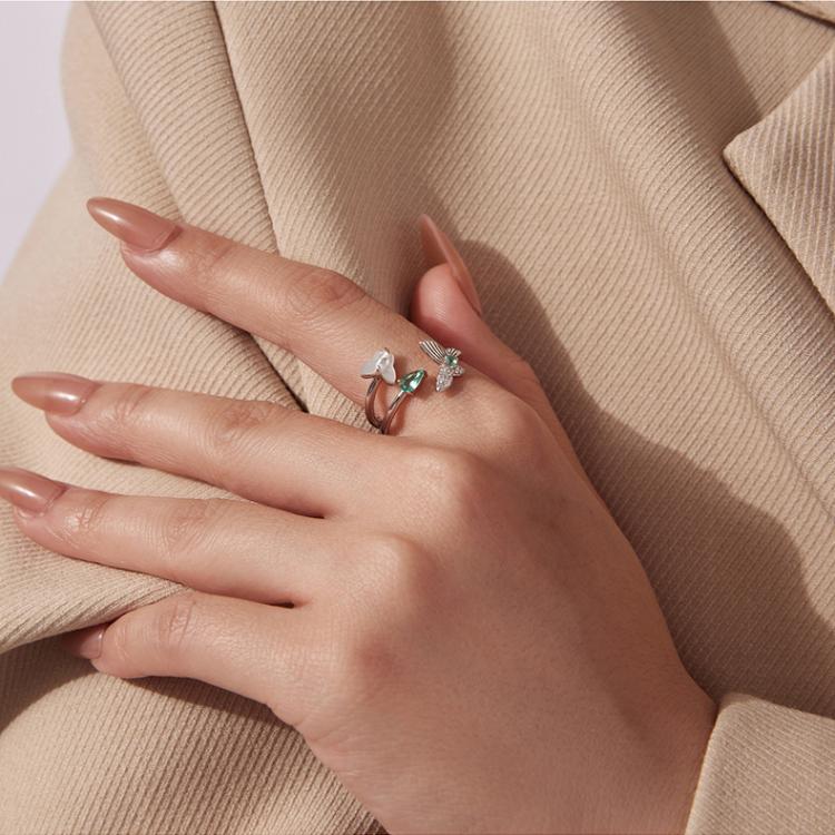 White Gold Plated Mother-Of-Pearl And Zircon Butterfly Double-Layer Adjustable Opening Ring - YIR306-E