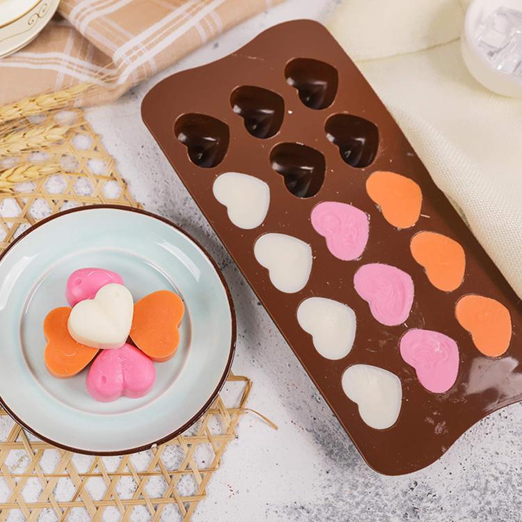 LsCook Food-grade Silicone Heart-Shaped Chocolate Mold - 15-Link Brown