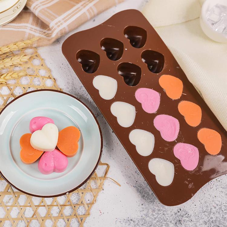 LsCook Food-grade Silicone Heart-Shaped Chocolate Mold - 15-Link Brown