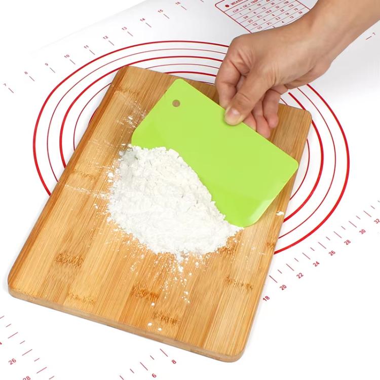 LsCook Plastic Slicer Baking Spatula Thick Dough Scraper - Green+Pink