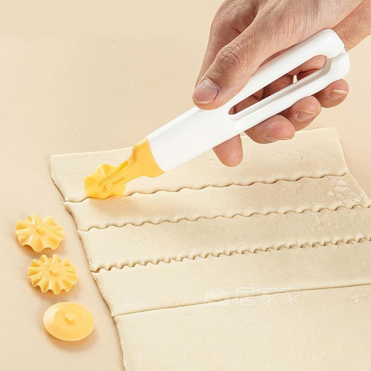 LsCook 4 In 1 Decorative Roller Cutter Set Baking and Cake Cutter - Color Box Packaging