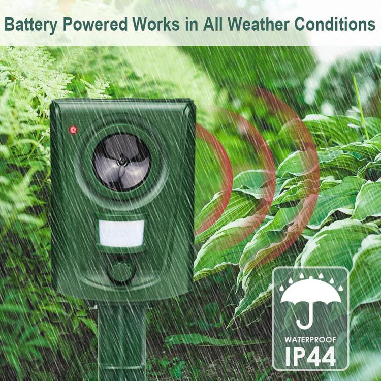 Outdoor Waterproof Infrared Animal Repeller, High-Power Ultrasonic Weasel Repellent