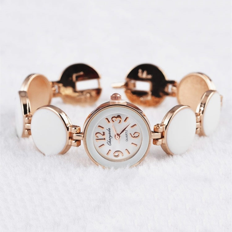 Women Round Dial Bracelet Quartz Wristwatch