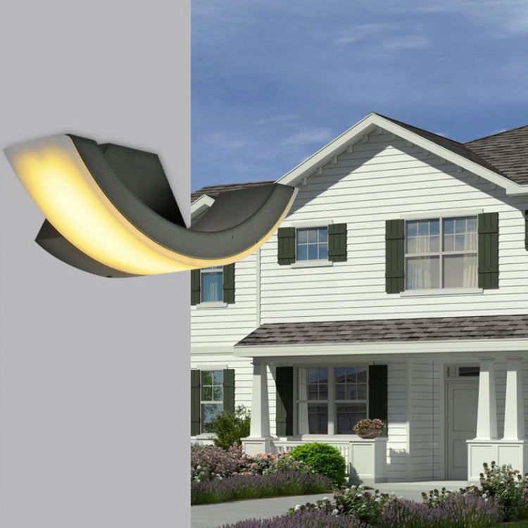 Rain-proof Outdoor LED Wall Sconce Villa Backyard Residential Garden Landscape Lamp Corridor Aisle Lights