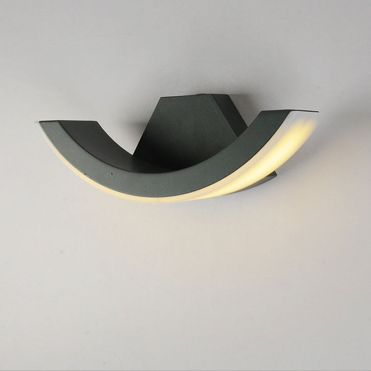 Rain-proof Outdoor LED Wall Sconce Villa Backyard Residential Garden Landscape Lamp Corridor Aisle Lights