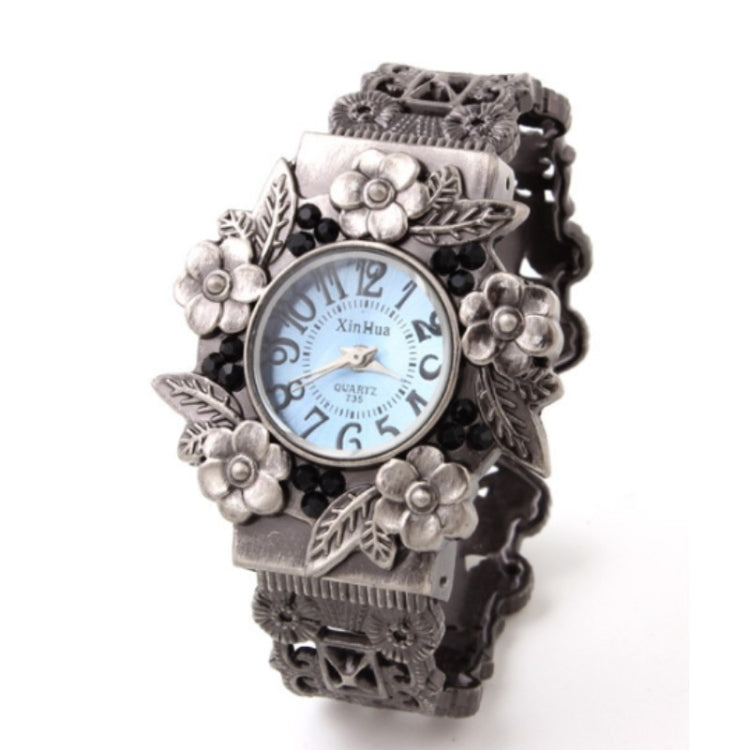 Retro Embossed Flower Bracelet Quartz Watch for Women