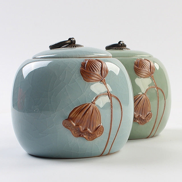 Ceramic Tea Pot Lotus Shaped Sealed Storage Tank