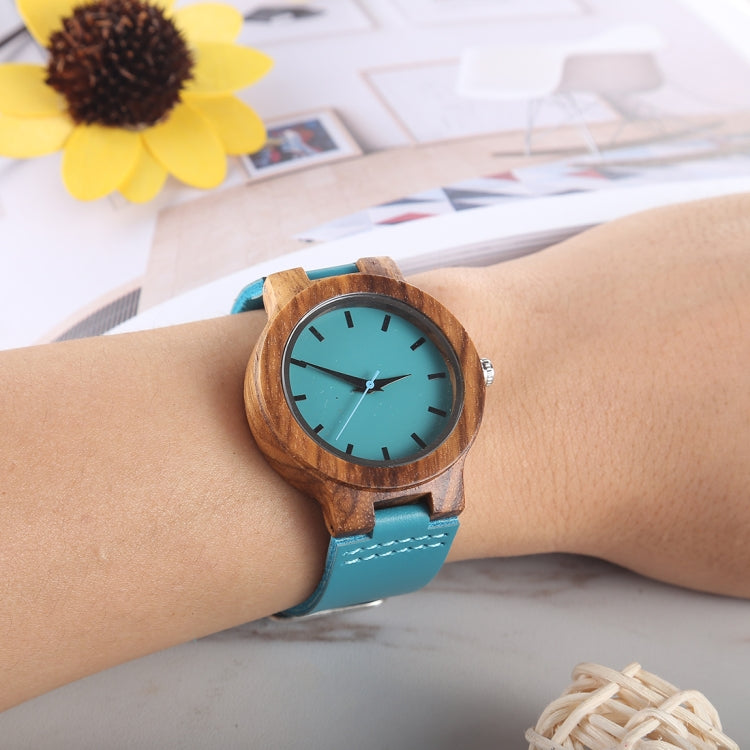 Fashion Personality Small Round Dial Wooden Shell Watch with Leather Strap