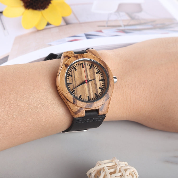 Fashion Personality Small Round Dial Wooden Shell Watch with Leather Strap