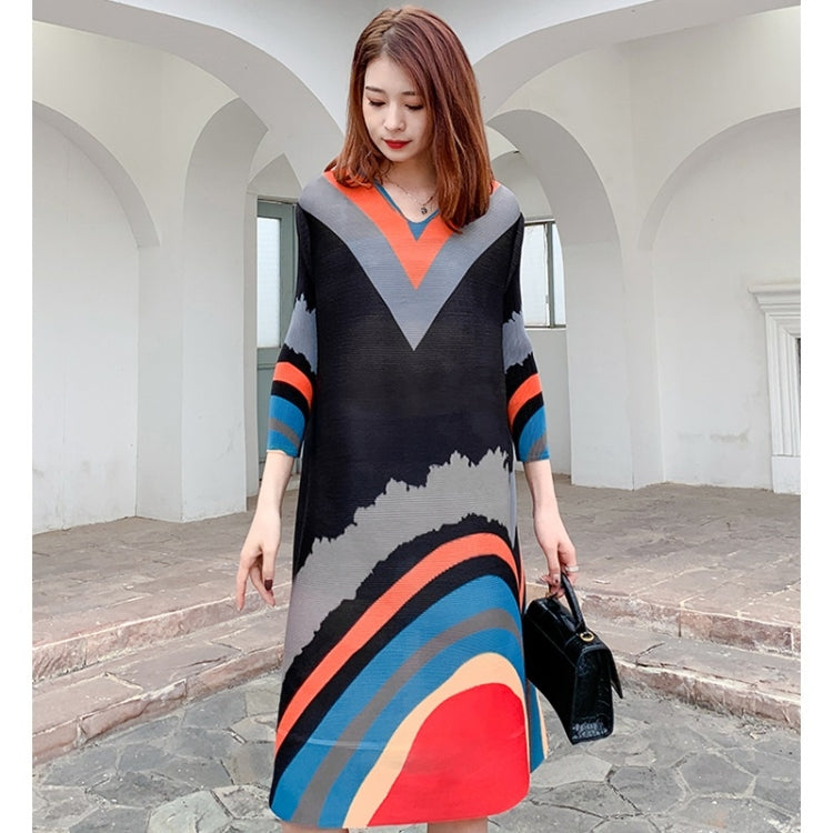 Pleated Large Size Temperament V-neck Dress