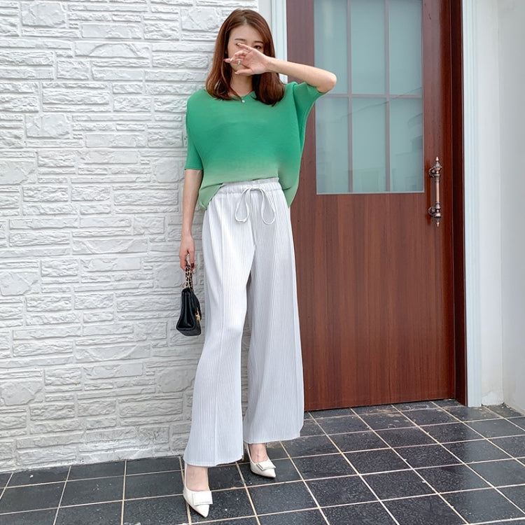 Loose Plus Size Print Crop Top With Bat Sleeves