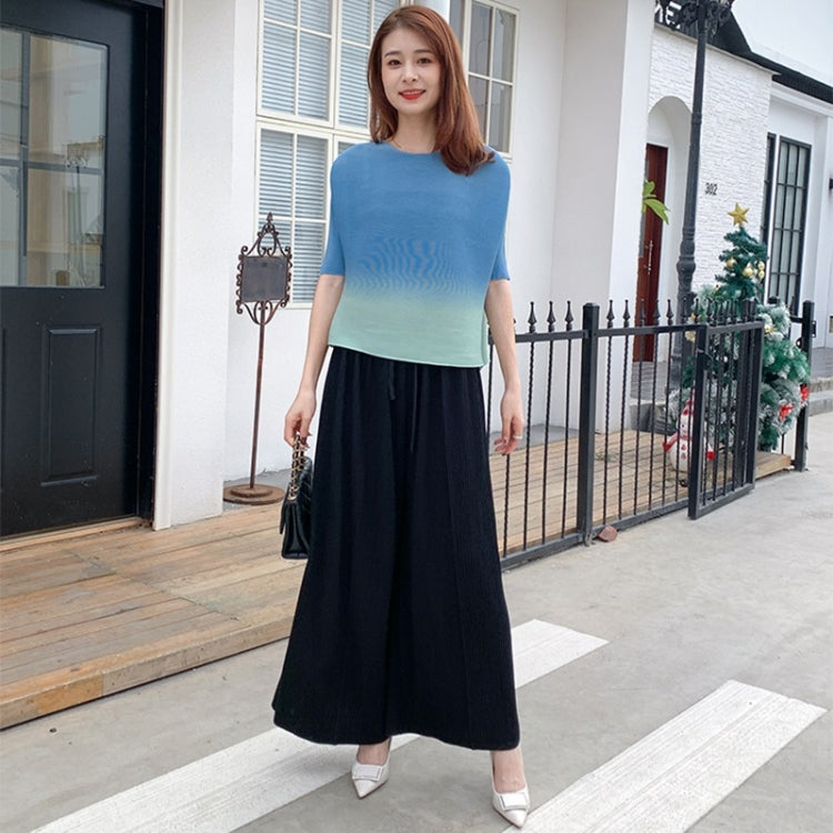 Loose Plus Size Print Crop Top With Bat Sleeves