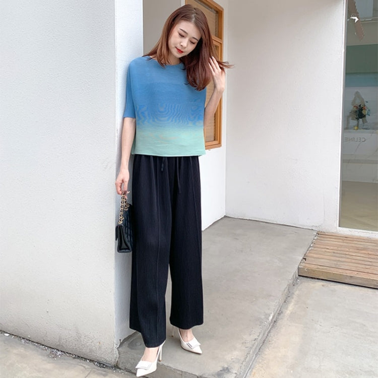 Loose Plus Size Print Crop Top With Bat Sleeves