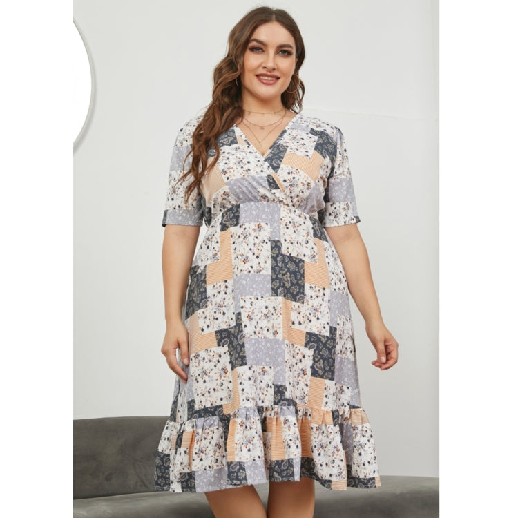Women Large Size V-neck Versatile Short Sleeve Dress