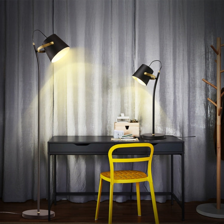 YWXLight Nordic Style Living Room Simple Modern Bedroom Bedside Personality Wrought Iron Eye Protection Creative Fashion Standing Floor Lamp