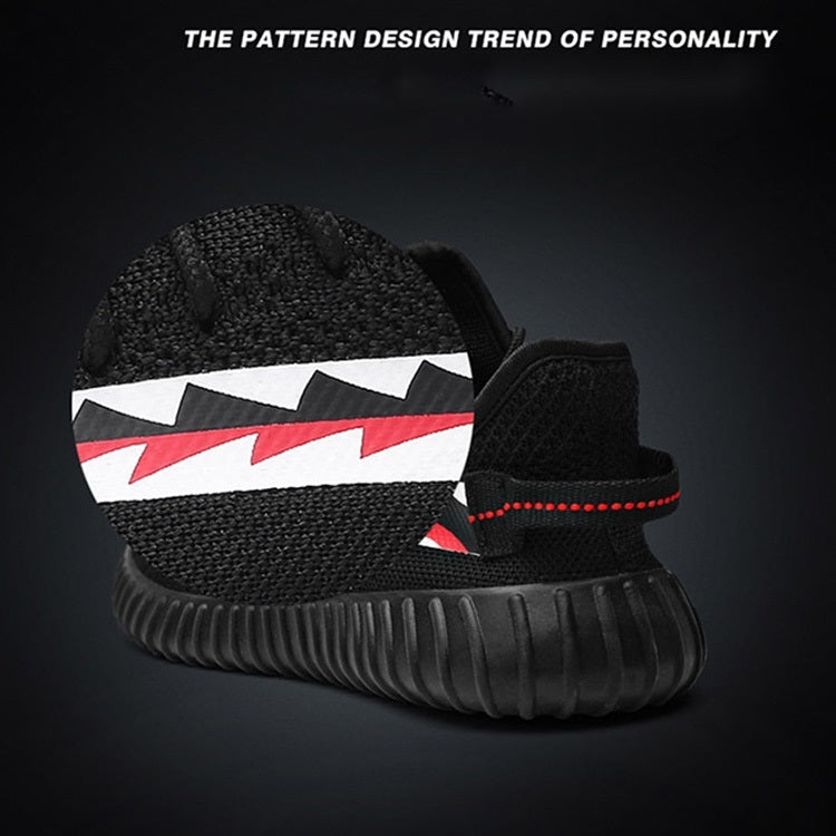 Shark Pattern Breathable Flat Heel Sports Casual Shoes for Men