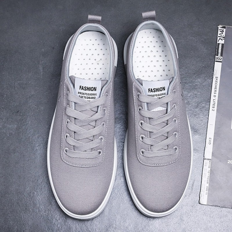 Comfortable and Breathable Canvas Shoes for Men