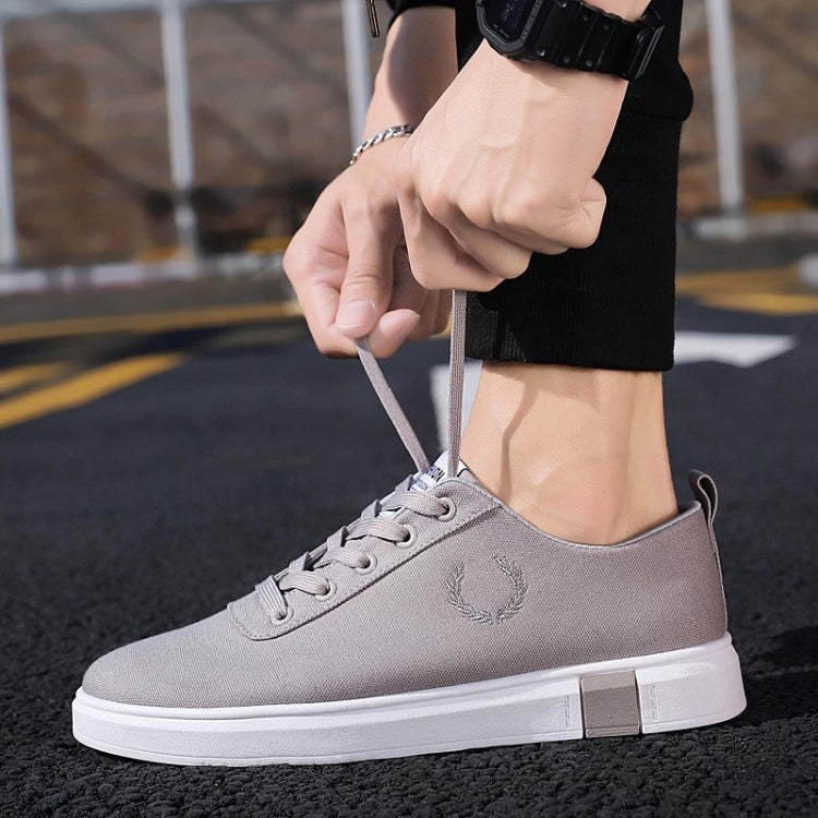 Comfortable and Breathable Canvas Shoes for Men