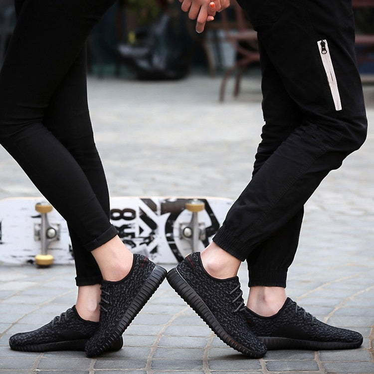 Breathable Wear-resistant Thick Bottom Cloth Shoes Casual Shoes for Couples
