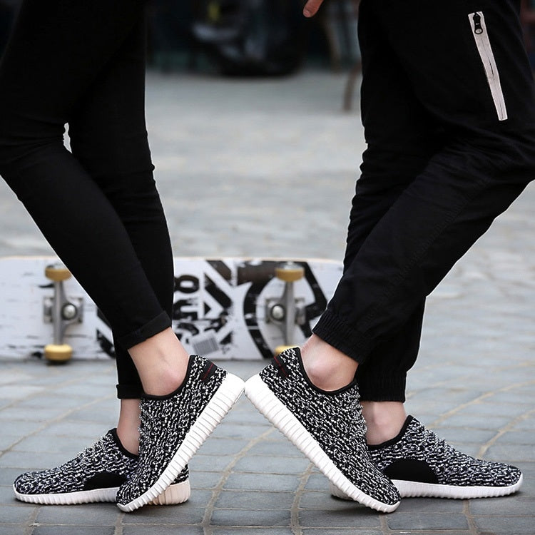 Breathable Wear-resistant Thick Bottom Cloth Shoes Casual Shoes for Couples