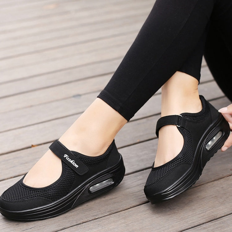 Cushioning Breathable Mesh Lightweight Walking Shoes for Woman