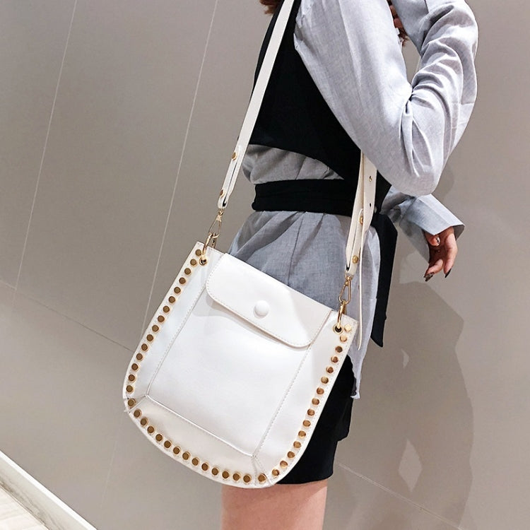 Fashion Rivet Shoulder Bag Ladies Messenger Bag Handbag