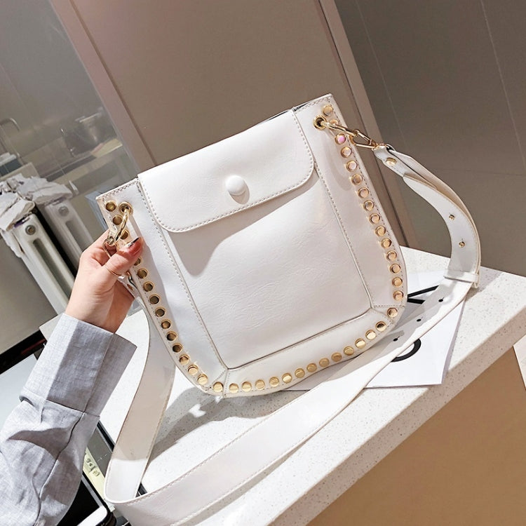 Fashion Rivet Shoulder Bag Ladies Messenger Bag Handbag