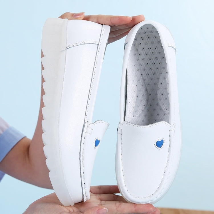 Soft Lightweight and Breathable Leather Comfortable Nurse Shoes Casual Shoes for Women