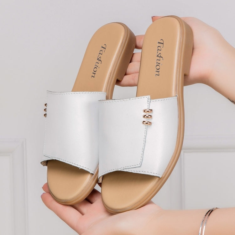 Fashion Simple and Comfortable Flat Bottom Wild Sandals for Woman