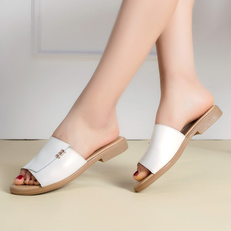 Fashion Simple and Comfortable Flat Bottom Wild Sandals for Woman