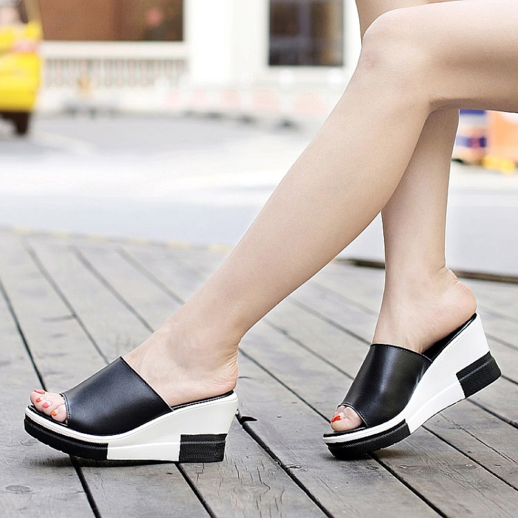 Casual Fashion Wild Comfortable Wedge Shoes Slippers Sandals for Woman