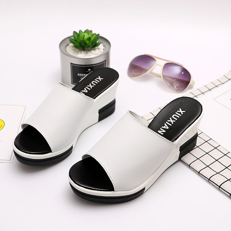 Casual Fashion Wild Comfortable Wedge Shoes Slippers Sandals for Woman