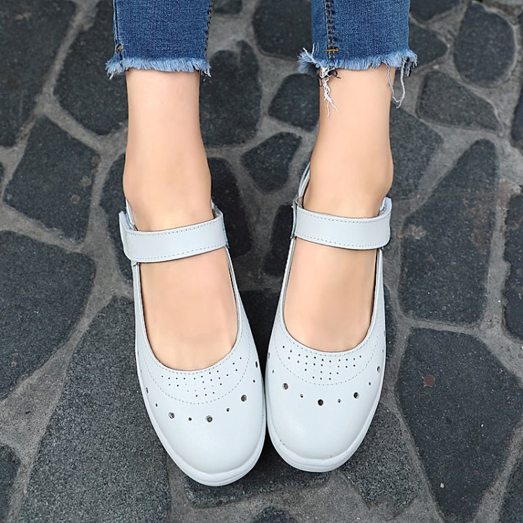 Fashion Hollow Design Solid Color Casual Shoes Nurse Shoes for Woman