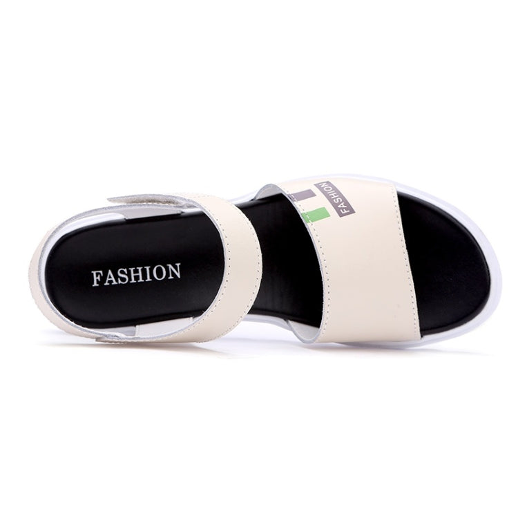 Simple Fashion Comfortable and Lightweight Flat Wild Sandals for Woman