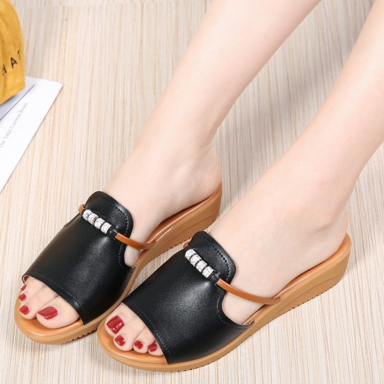Fashion and Comfortable Breathable Wild Sandals Slippers for Woman