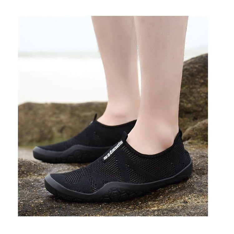 Casual Lightweight Breathable Flying Woven Running Shoes for Men
