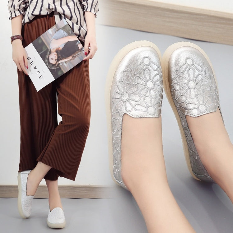 Embroidered Breathable Wearable Wild Casual Shoes for Women