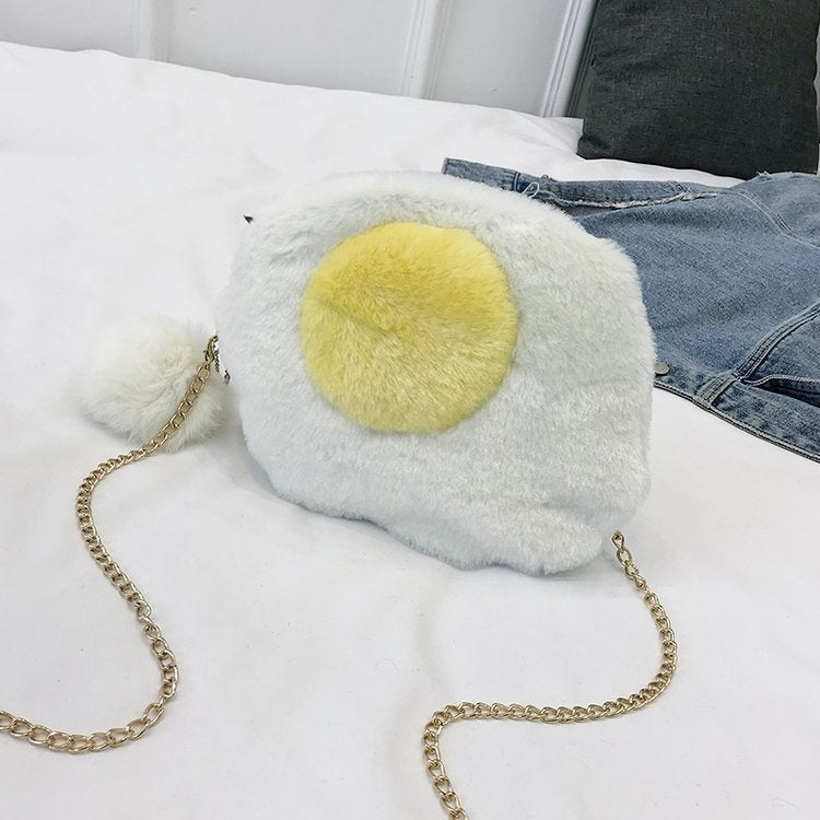 Omelette Shape Fashion Plush Chain Single Shoulder Bag Ladies Handbag with Plush Pendant (White)