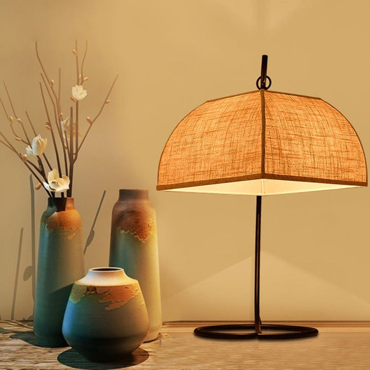 YWXLight New Chinese Table Lamp Bedroom Bedside Lamp Simple Creative Room Lamp American Wrought Iron Living Room Study Table Lamp