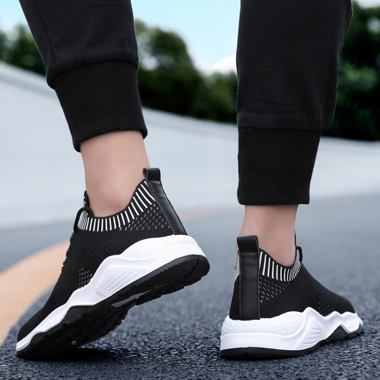 Sport Wild Mesh Breathable Thin Section Lightweight Casual Shoes for Men