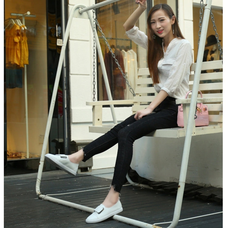 Simple and Comfortable Solid Color Flat Bottom Casual Shoes for Women