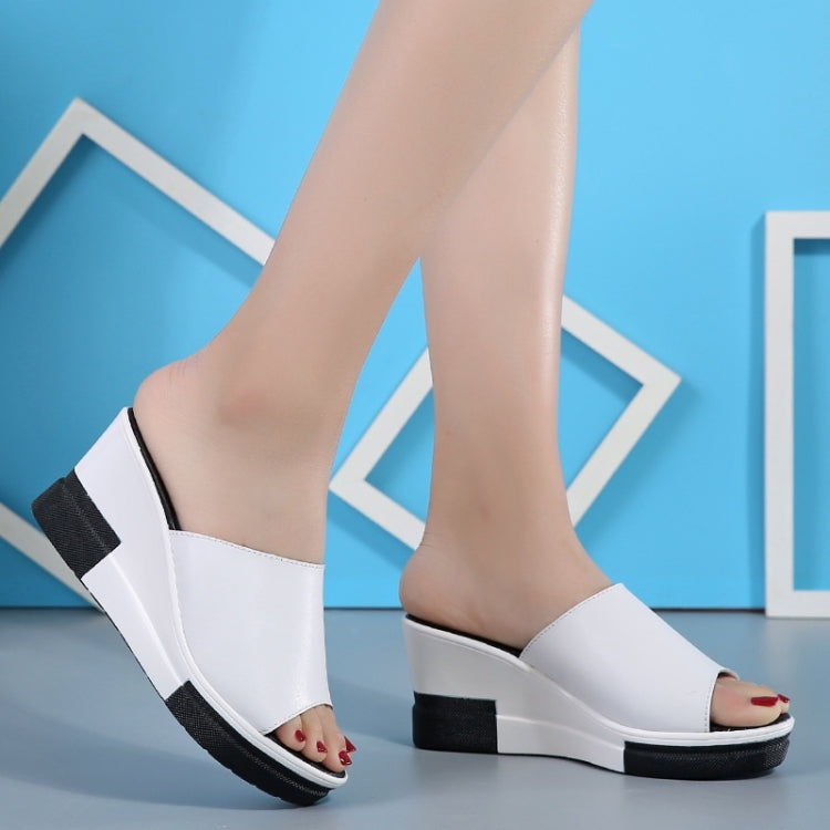 Fashion Simple Slope Thick Bottom Beach Casual Slippers Sandals for Women