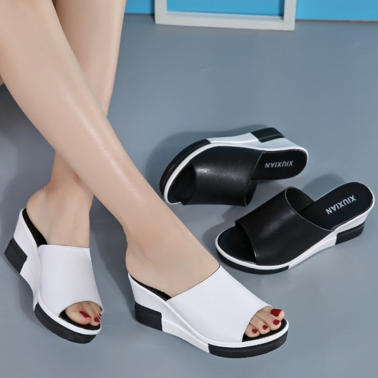 Fashion Simple Slope Thick Bottom Beach Casual Slippers Sandals for Women