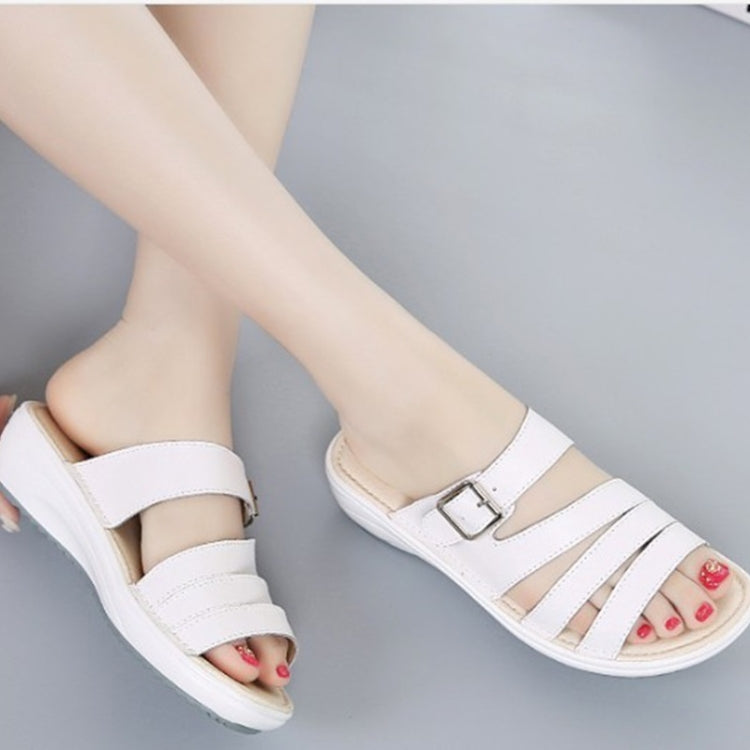 Flat Open Toe Slip Fashion Casual Beach Sandals and Slippers for Women