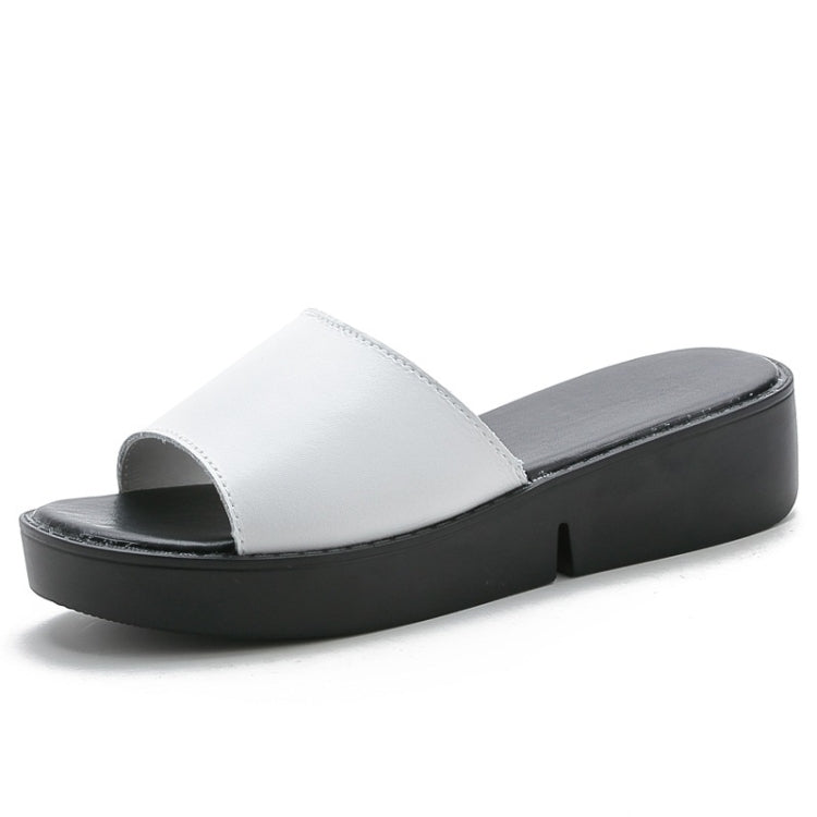 Simple Casual Wild Non-slip Wearable Slippers Sandals for Women
