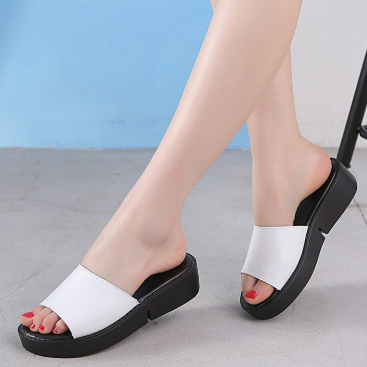 Simple Casual Wild Non-slip Wearable Slippers Sandals for Women
