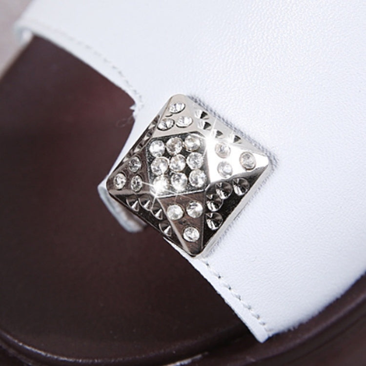 Outdoor Leisure Simple Non-slip Wear-resistant Increased Beach Slippers Sandals for Women
